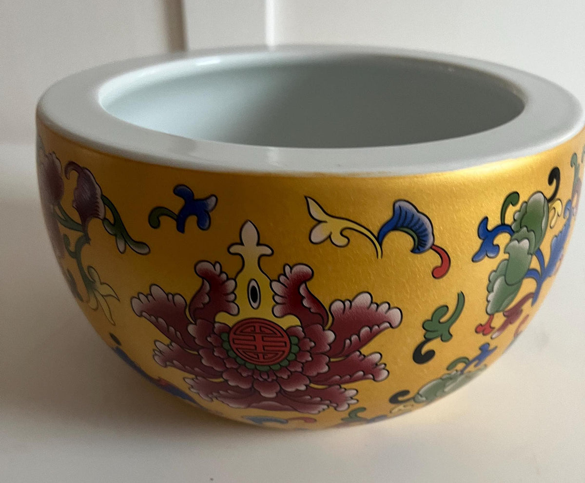 Chinese Gold Pattern Small Ceramic Bowl