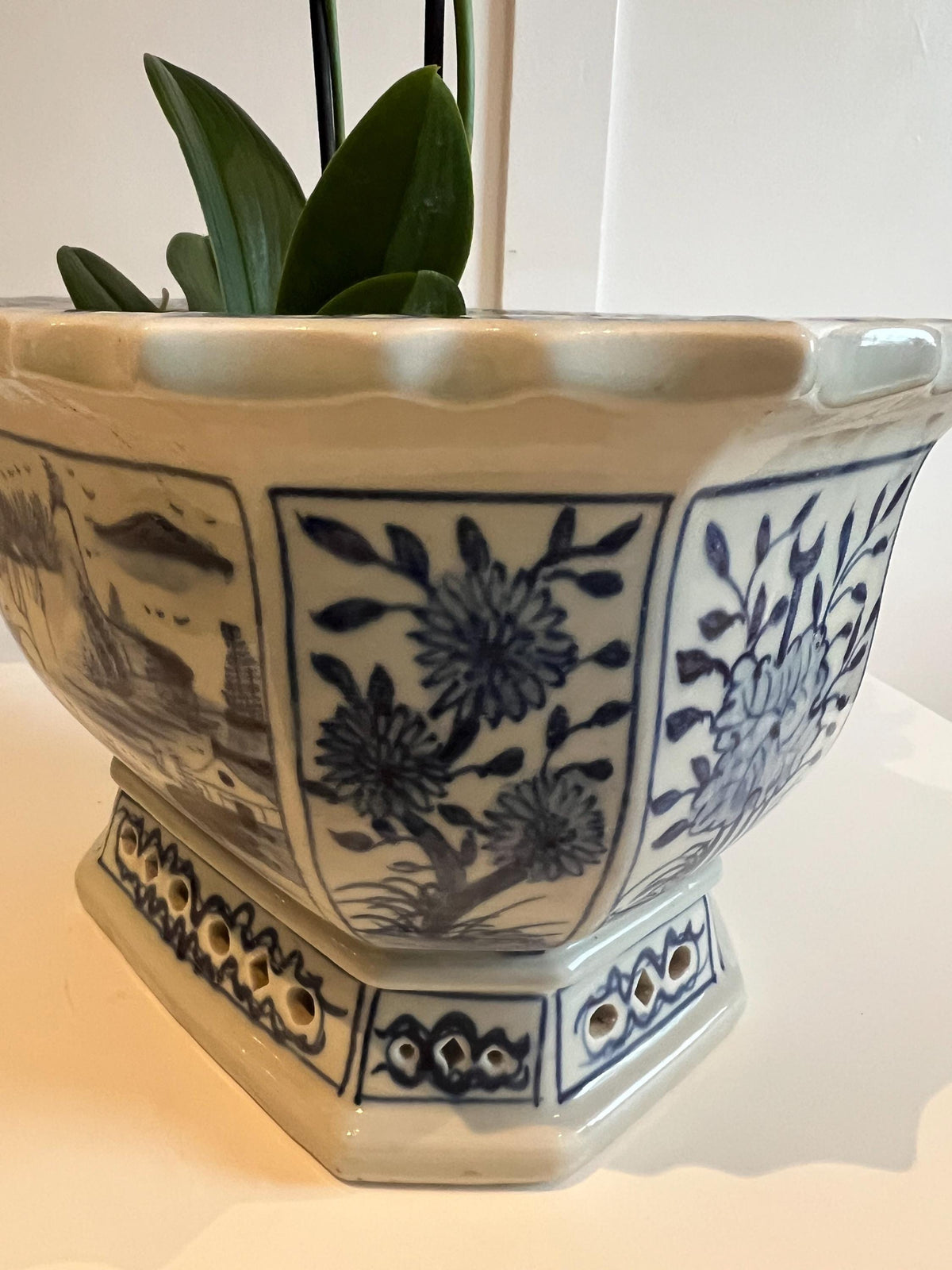 Blue & White Ceramic Planter: Aged Chinese Artwork, Glazed Finish