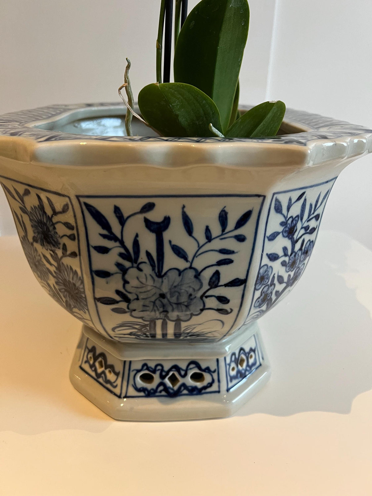 Blue & White Ceramic Planter: Aged Chinese Artwork, Glazed Finish