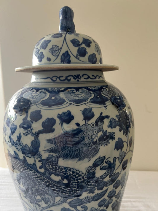 Blue and White Chinese Ginger Jar – Dragon & Floral Porcelain with Sculpted Lid