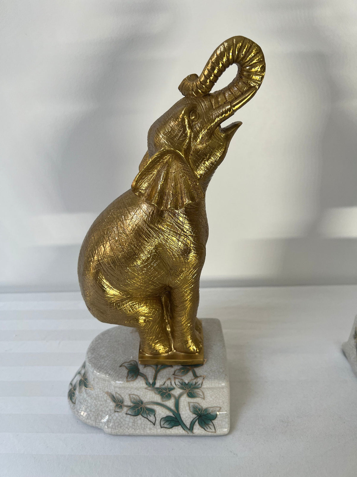 Gold Elephant Figurine Pair – Lucky Elephant Decorative Ornaments