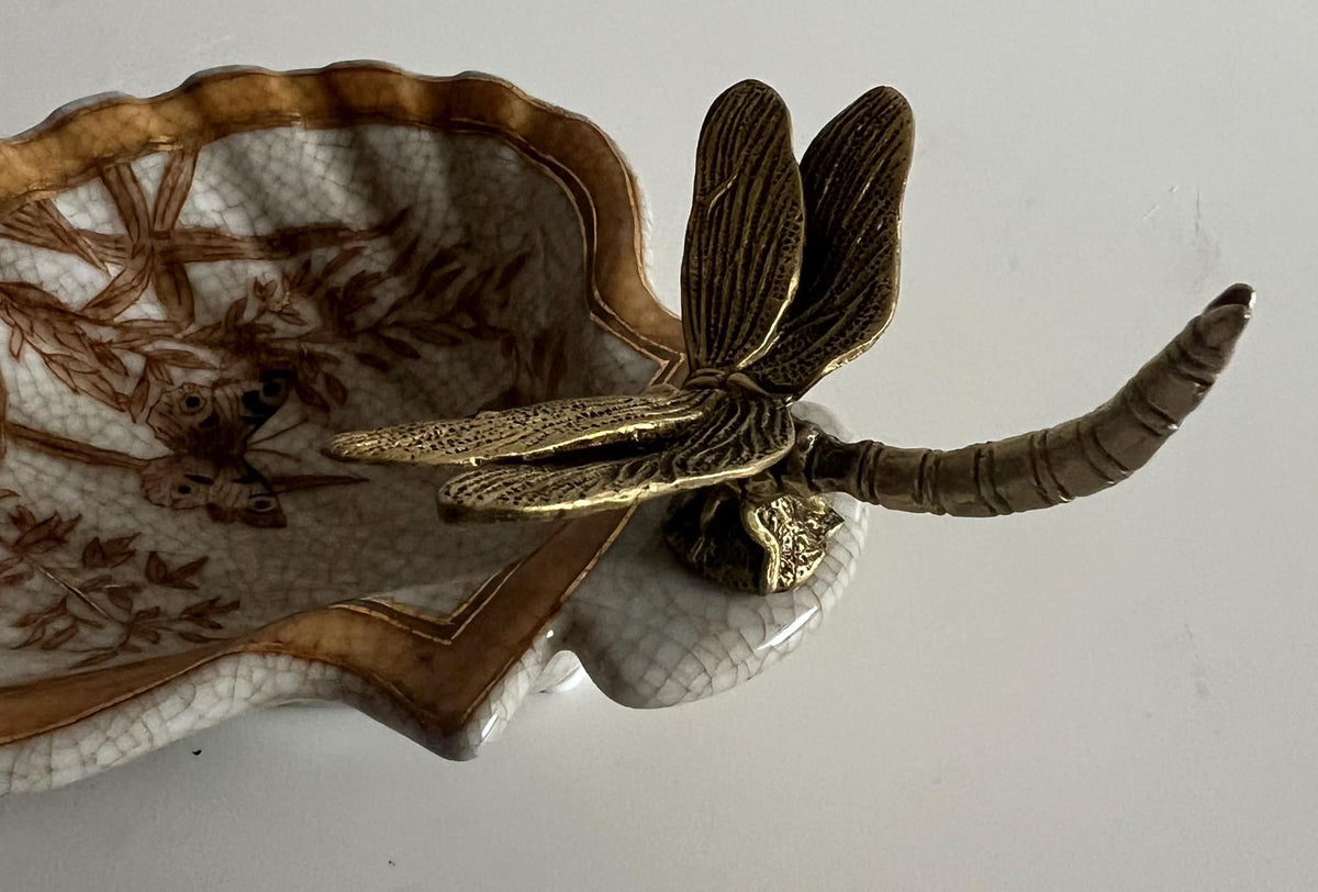 Crackle Glaze Porcelain Trinket Dish with Gilt Dragonfly Handle – Butterfly Decor