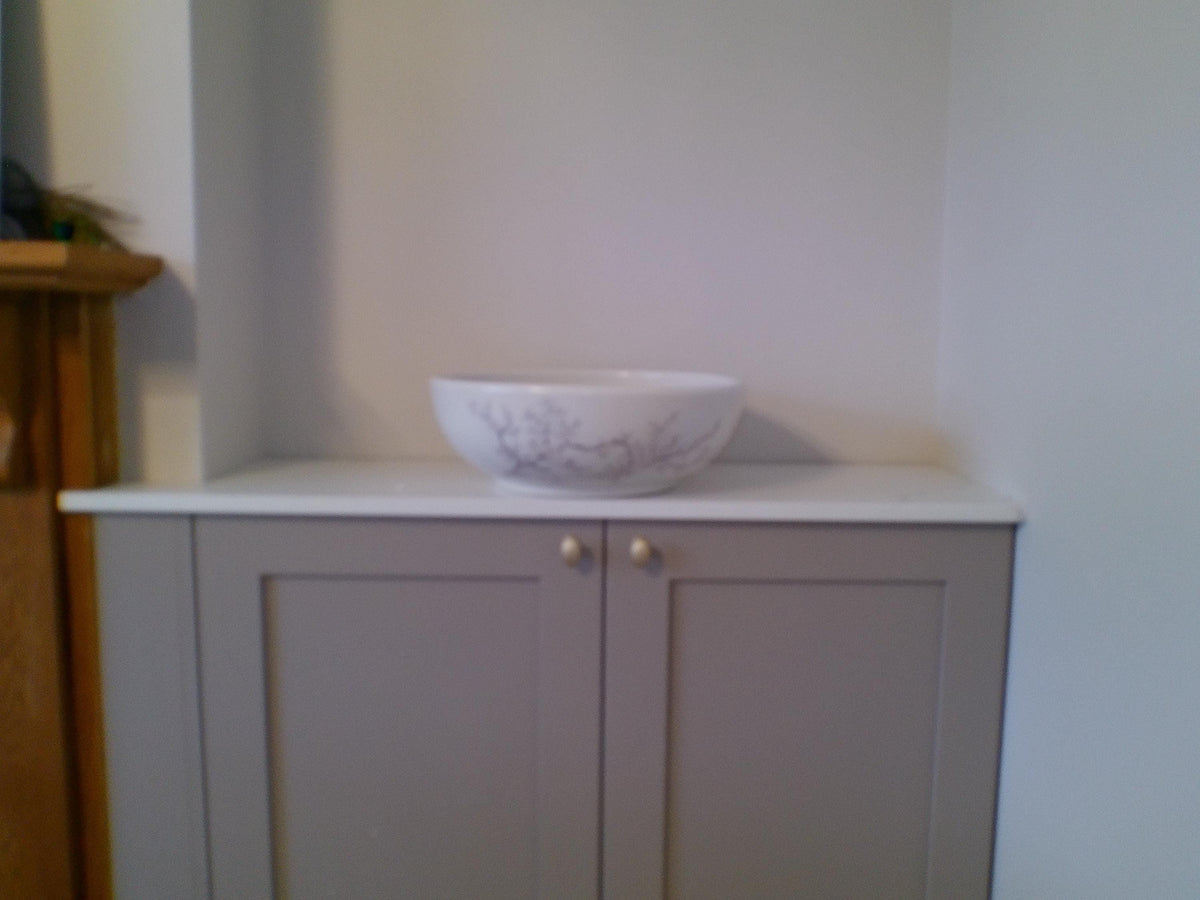 Vintage Style Porcelain Sink Pair – Hand-Painted Botanical Double Vanity Set