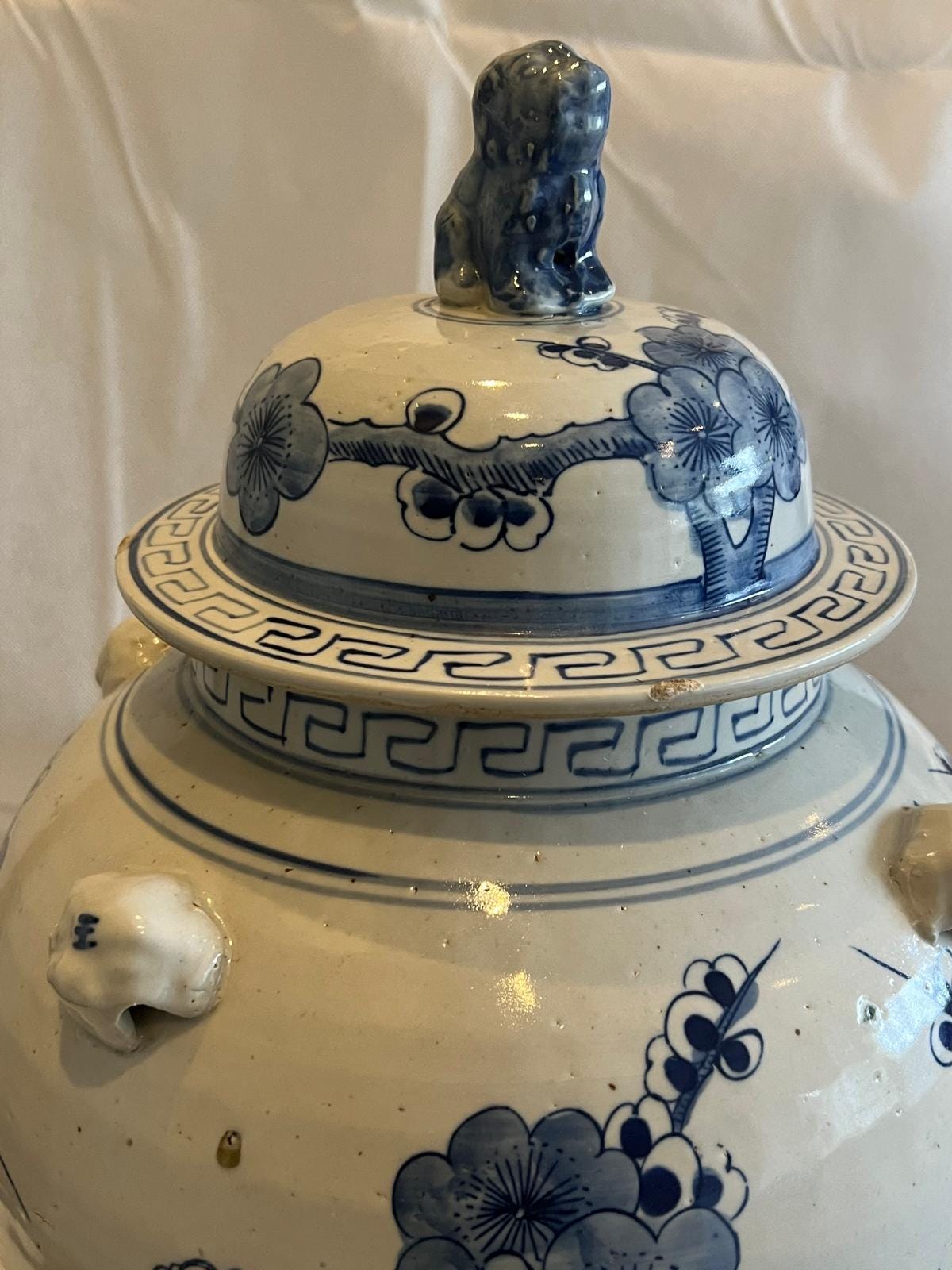 Blue and White Porcelain Ginger Jar – Floral Motif with Handles & Lid