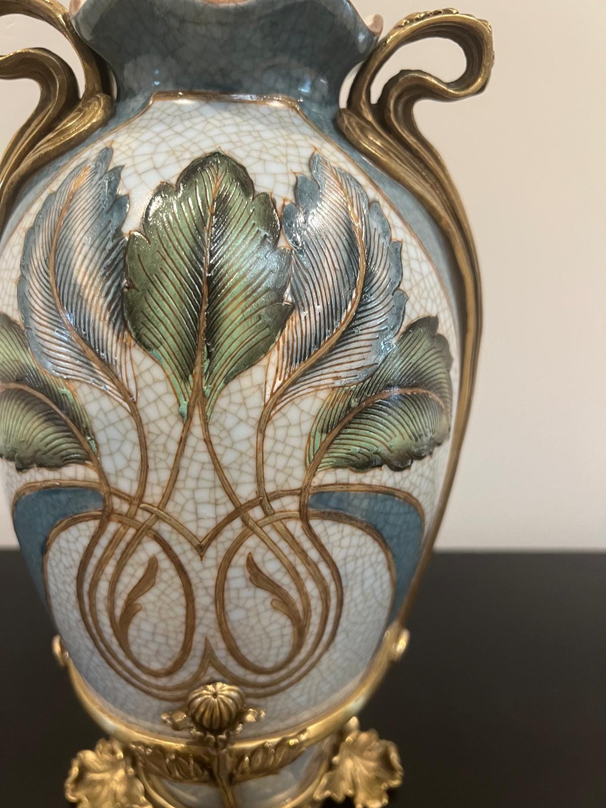 Art Nouveau Gilt Floral Vase, Ornate Antique‑Style Porcelain with Handles