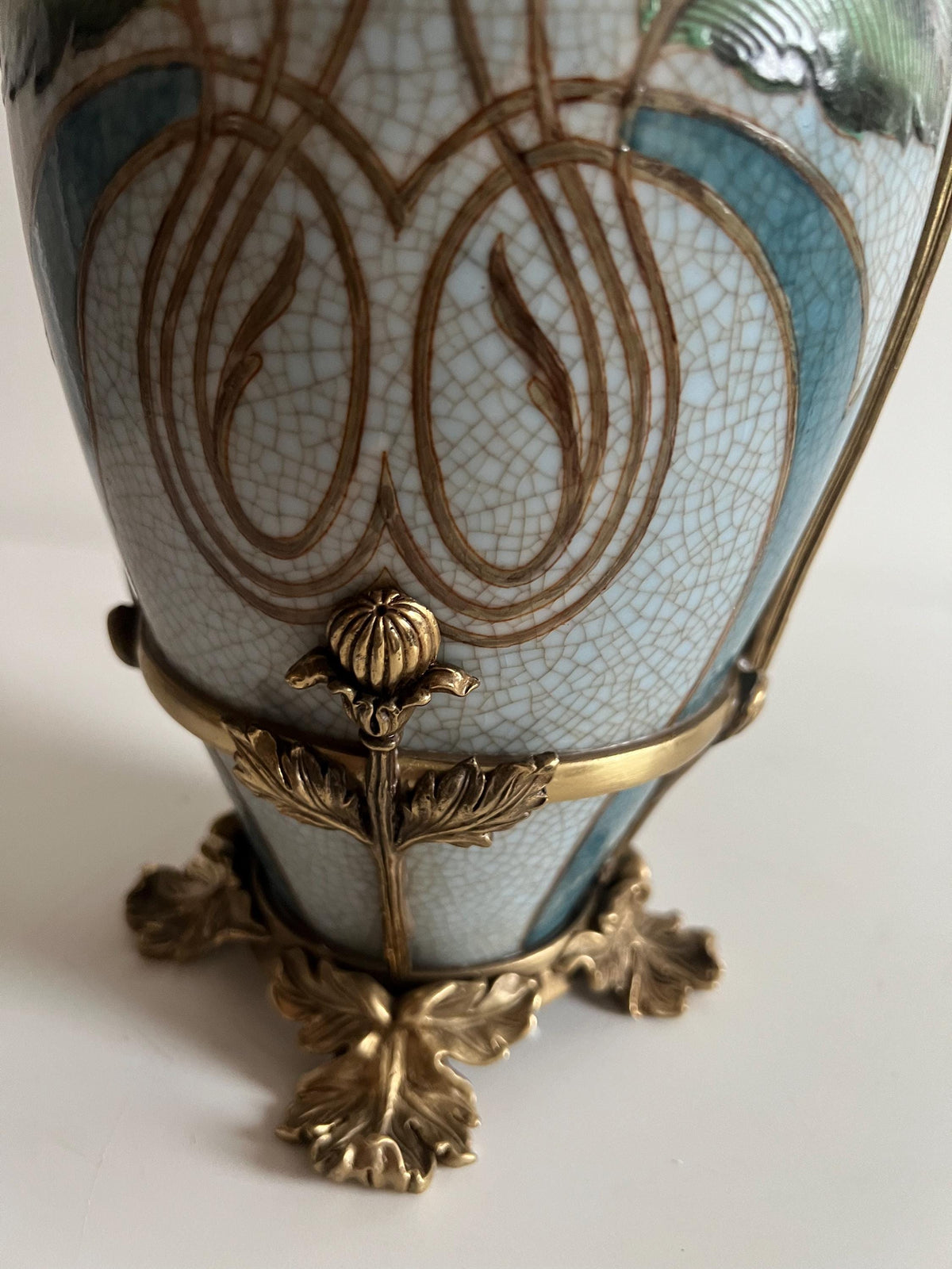 Art Nouveau Gilt Floral Vase, Ornate Antique‑Style Porcelain with Handles
