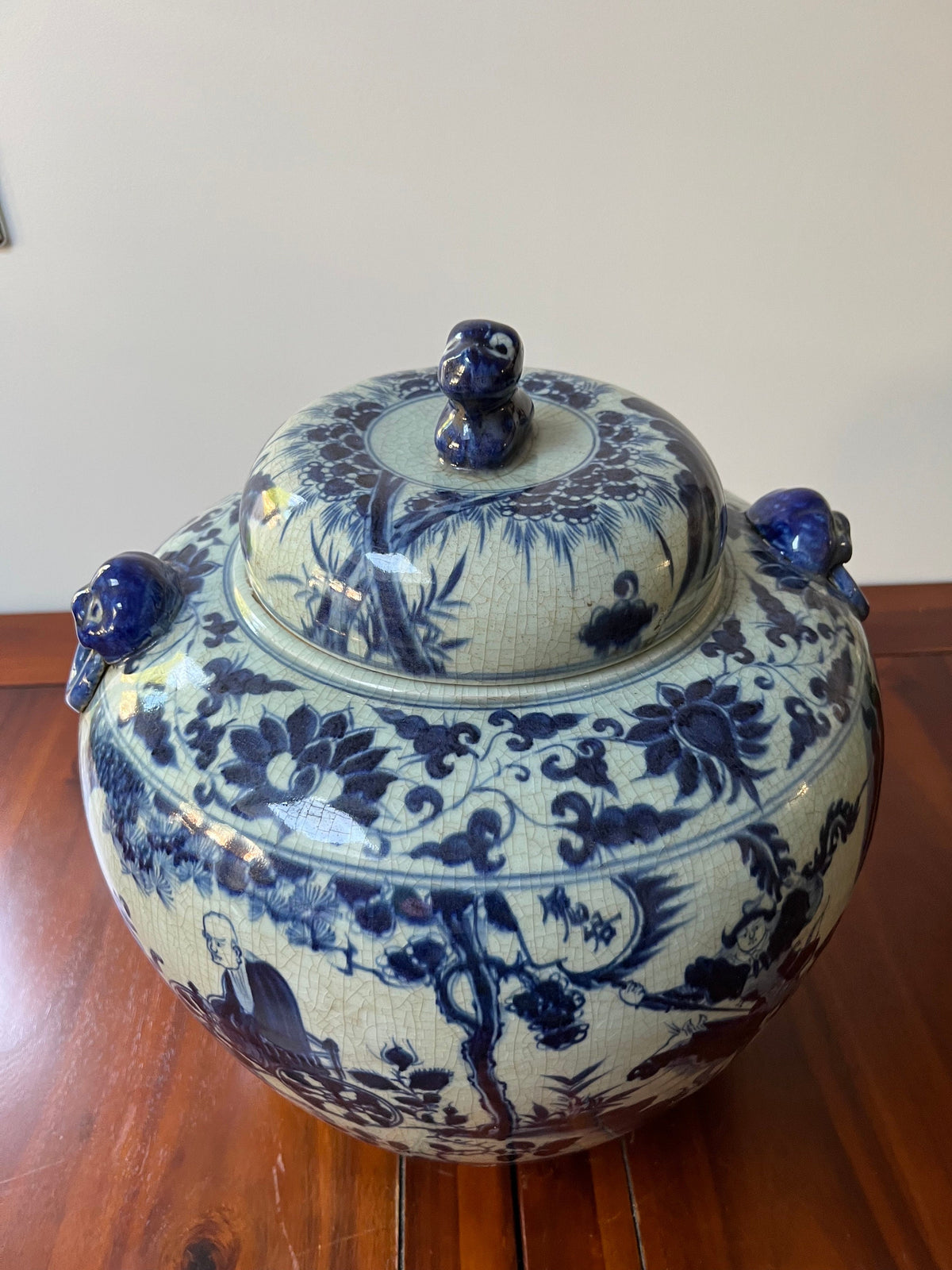 Blue White Porcelain Ginger Jar – Crackle Glaze Foo Dog Finial Asian Decor