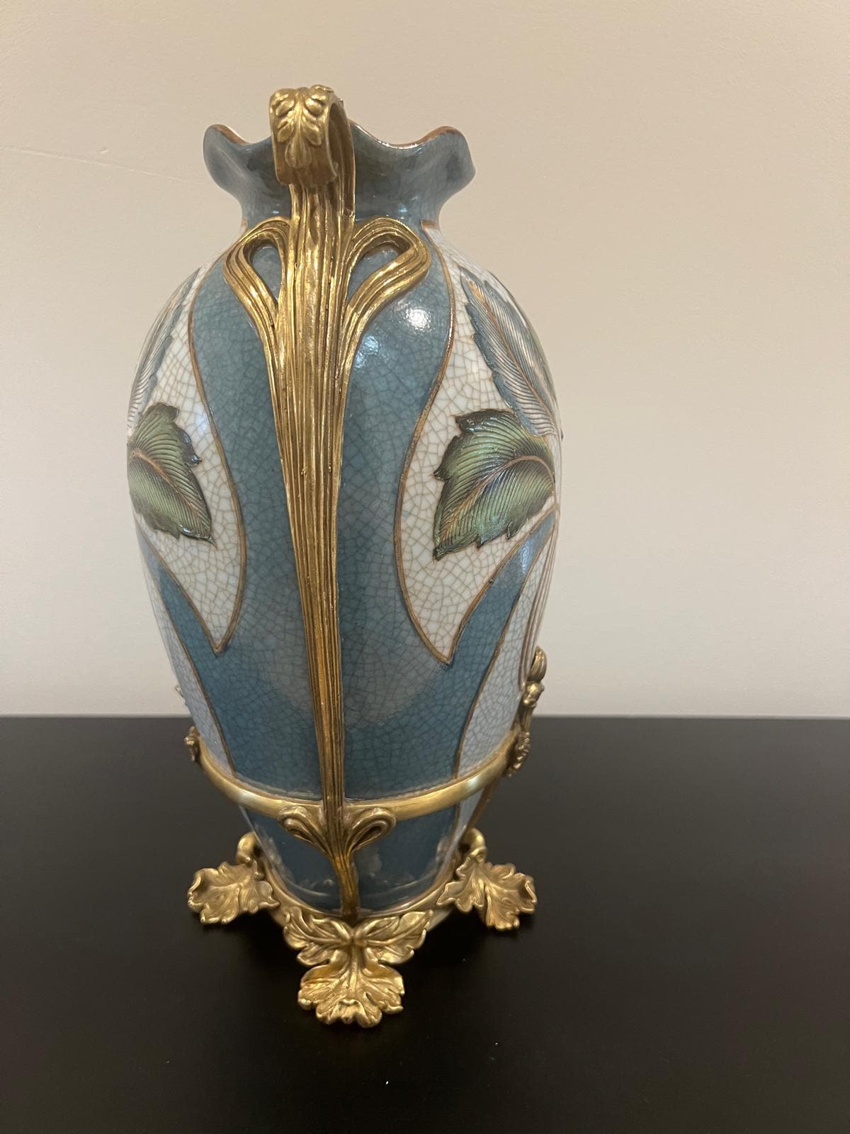 Art Nouveau Gilt Floral Vase, Ornate Antique‑Style Porcelain with Handles