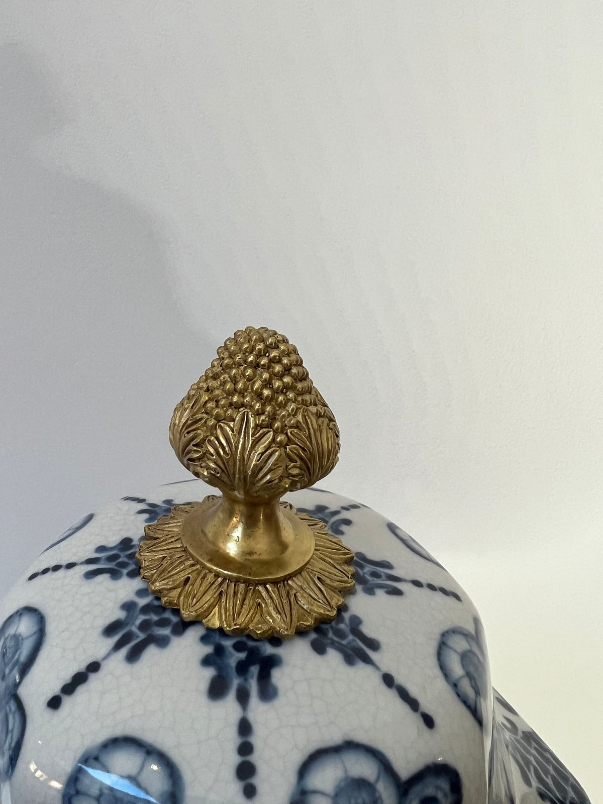 Blue and White Porcelain Ginger Jar with Lid – Decorative Urn with Gilt Base (22")