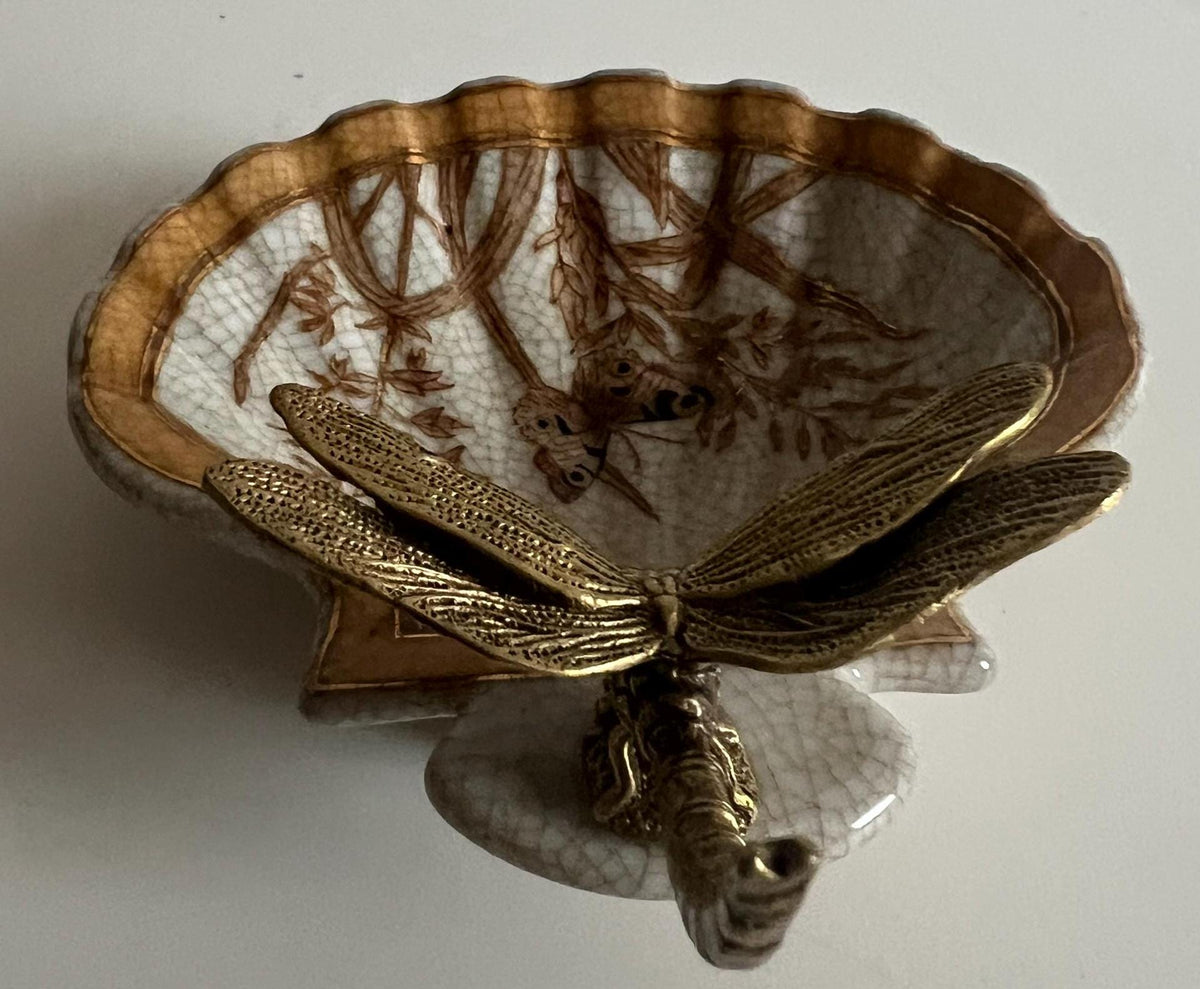 Crackle Glaze Porcelain Trinket Dish with Gilt Dragonfly Handle – Butterfly Decor