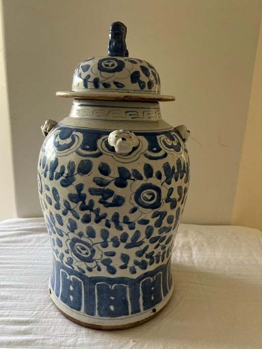 Vintage Chinese Blue and White Ginger Jar – Floral & Geometric Porcelain with Sculpted Lid Knob