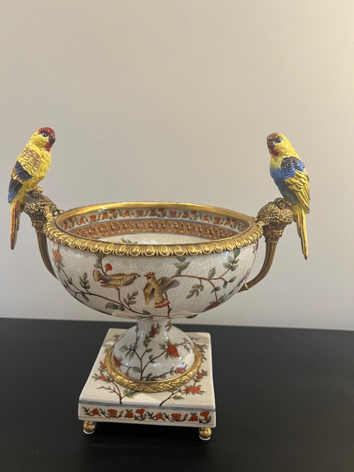 Ornate Porcelain Pedestal Bowl with Parrots & Birds – Gilded Decorative Centrepiece