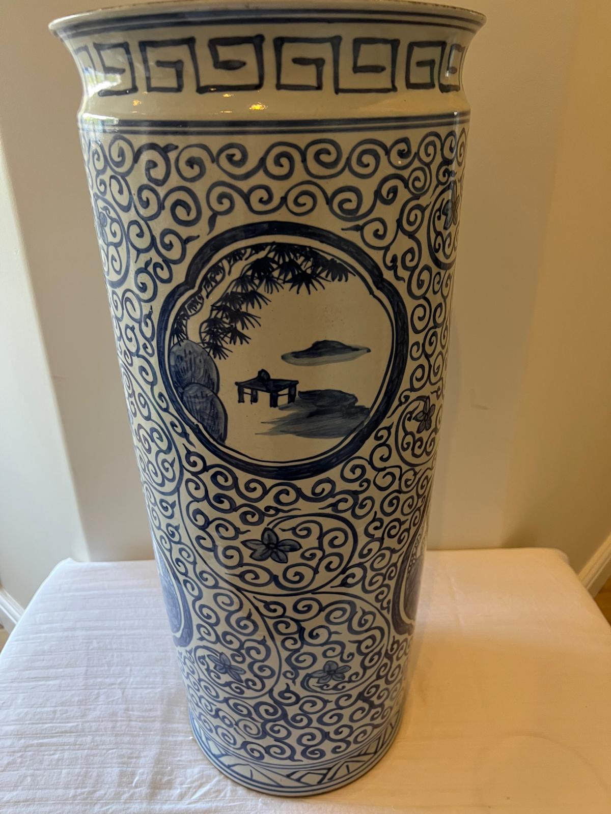 Vintage Style Chinese Blue and White Porcelain Umbrella Stand – Pagoda Landscape