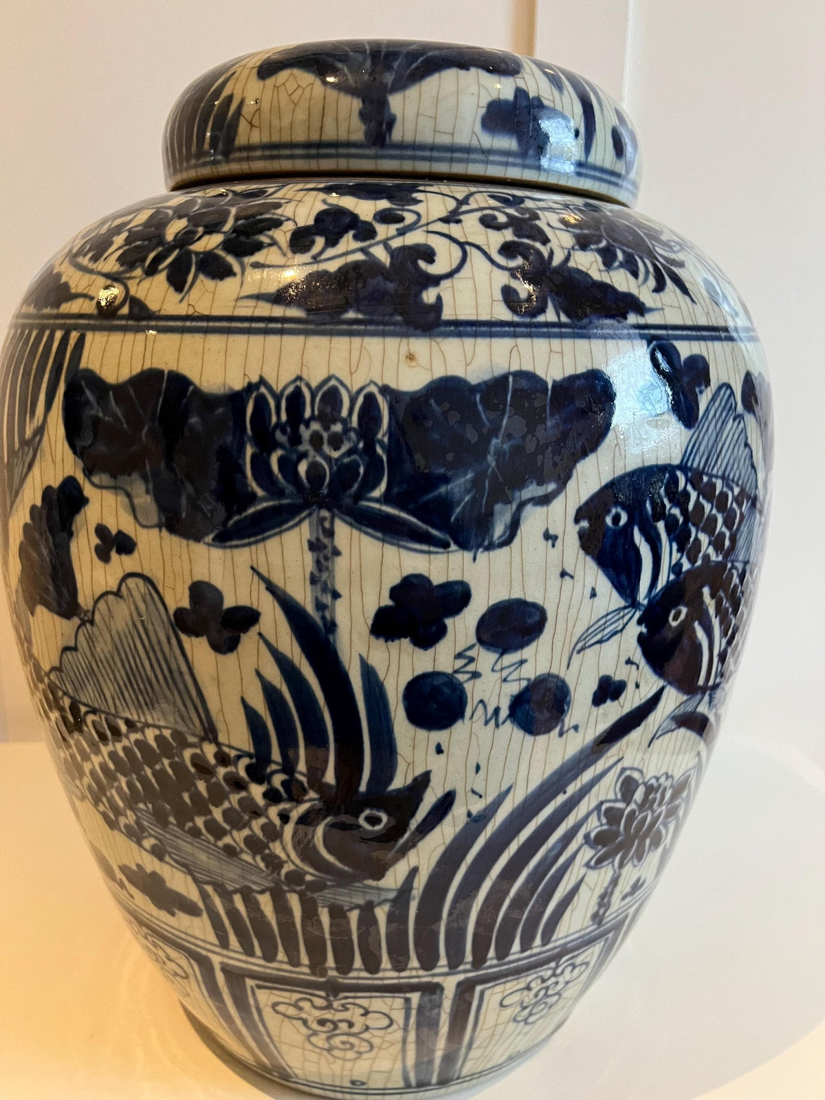 Blue and White Crackle Glaze Porcelain Ginger Jar – Hand‑Painted Fish Motif  18"