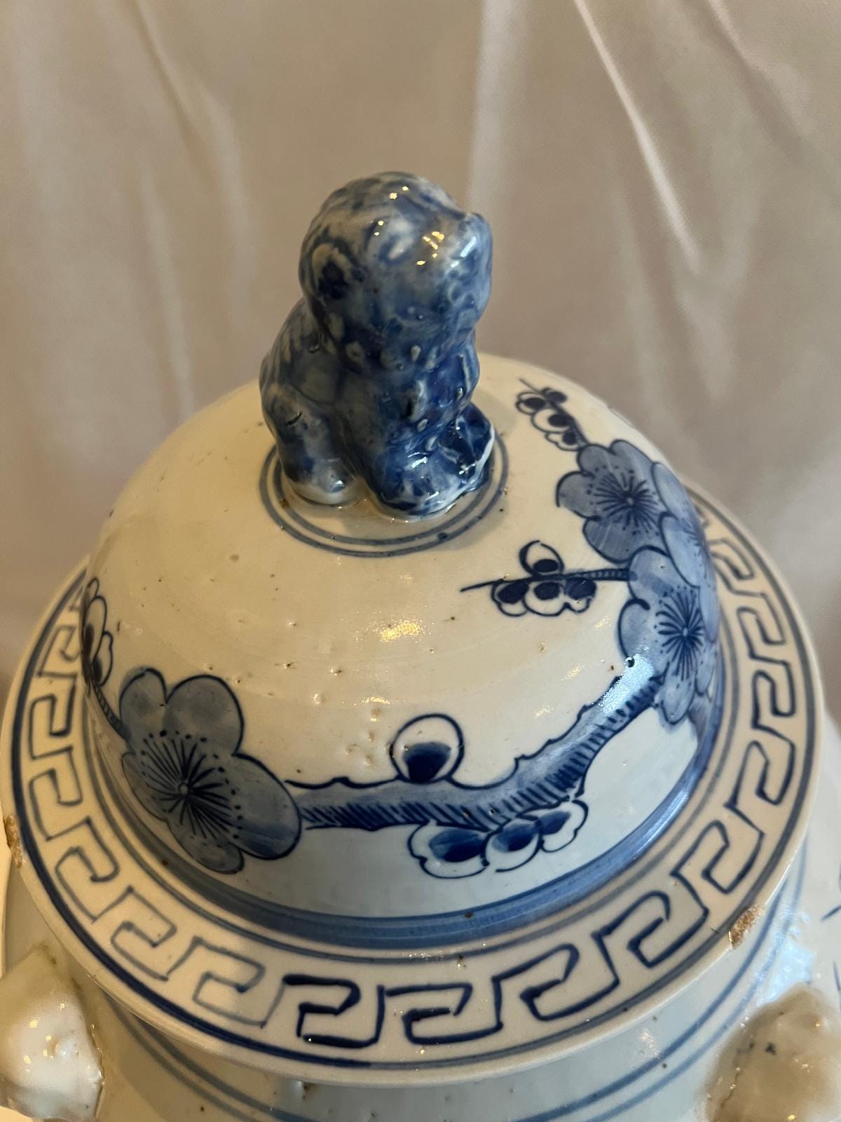 Blue and White Porcelain Ginger Jar – Floral Motif with Handles & Lid