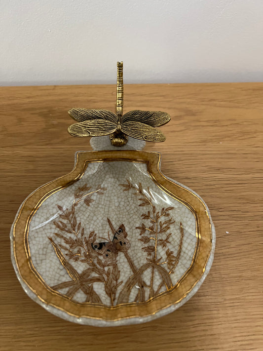 Handpainted Brown ShelldishTerrine with Brass Butterfly and Butterfly Detailing in paintwork